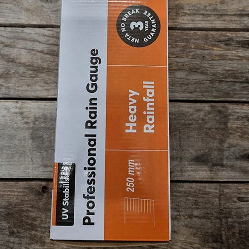 Rain Gauge 1000 - Professional 2 Rain Gauge 1000 - Professional - Image 2